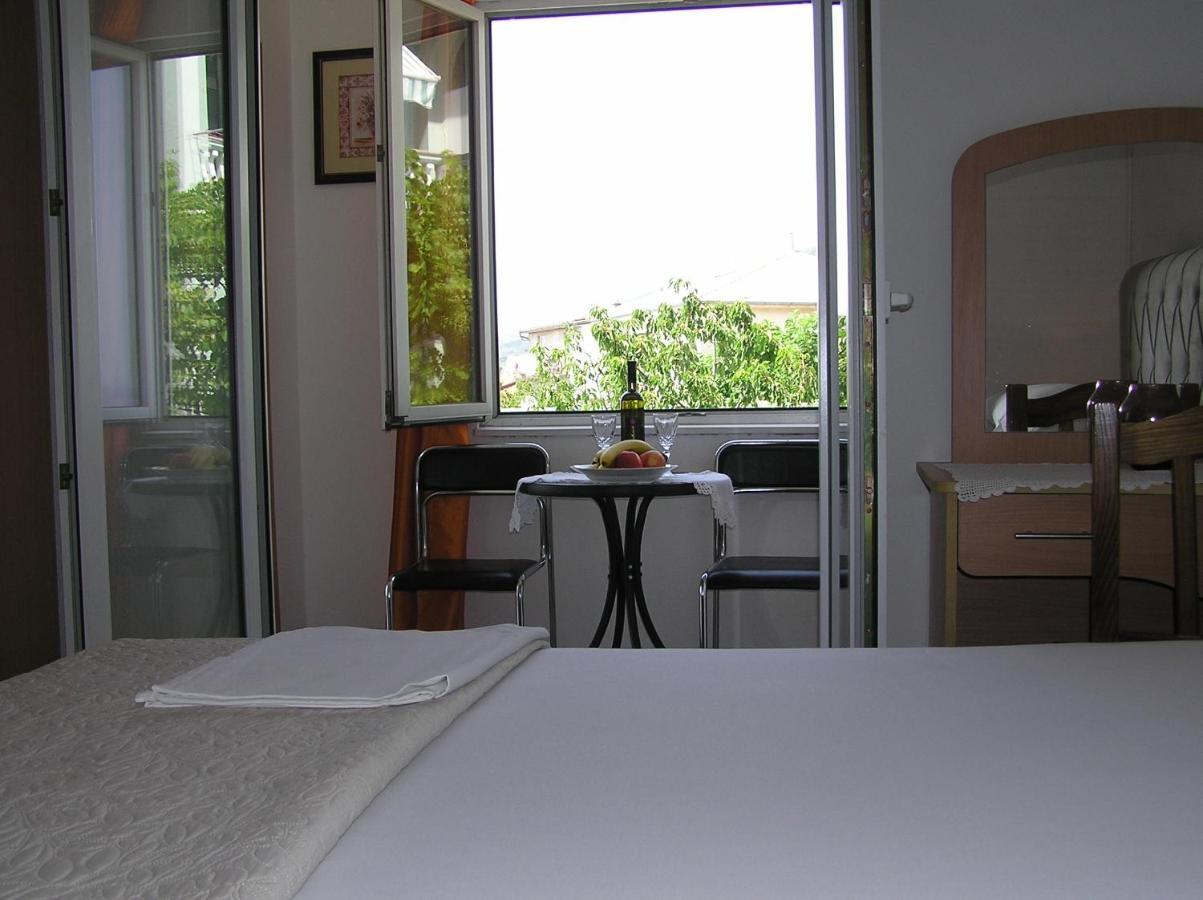 Guest House Adria เซนญ์ ภายนอก รูปภาพ