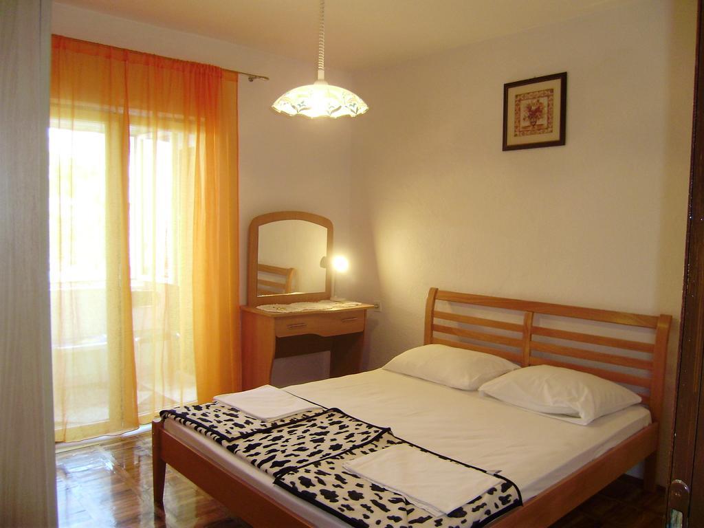 Guest House Adria เซนญ์ ภายนอก รูปภาพ